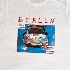 Berlin Wall East Side Gallery Car Graphic Tee